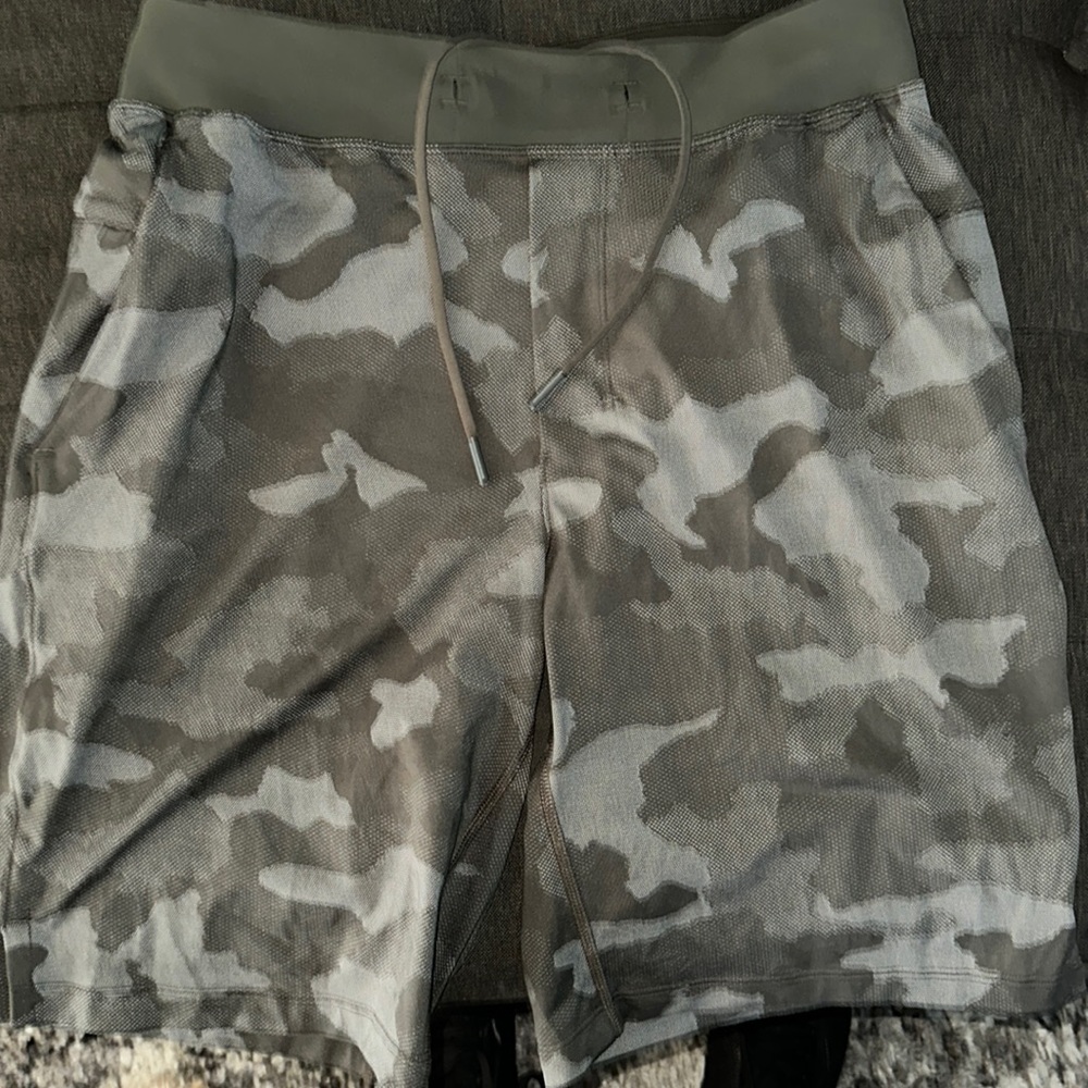 Lululemon THE Short 9”